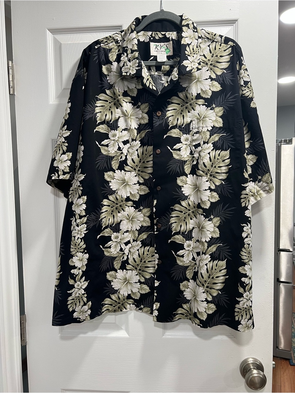 Vintage K.Y.'S Men’s Hawaiian Style Floral Shirt Black with Cream 3XL